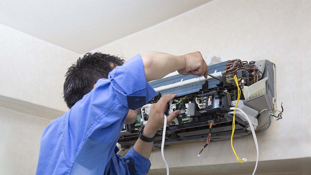 The Ultimate Guide to AC Maintenance and Repair for Ottawa Homeowners